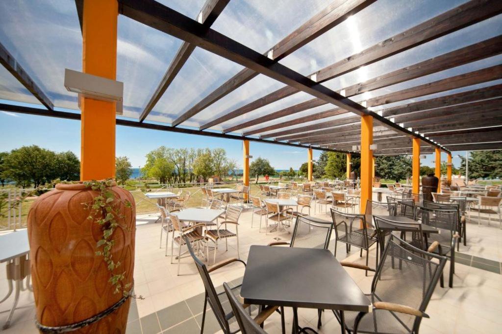 Easyatent Safari Tent Park Umag Ngoại thất bức ảnh